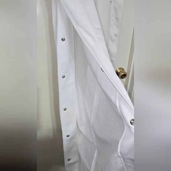 #M29 Nike White Dri-FIT Legs Pants With Side Slit & Button Details,loose Fit. - Picture 6 of 9